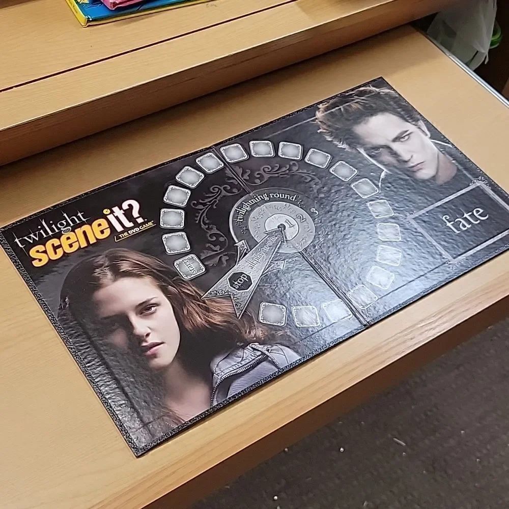 Twilight Scene It? DVD Board Game Mattel  2009‎